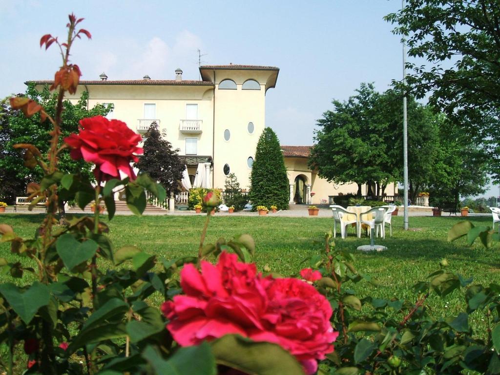 Villa Belvedere 1849 Misano di Gera dʼAdda Exteriér fotografie