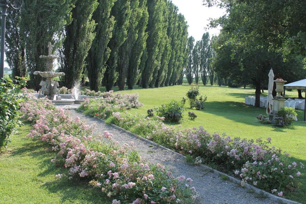 Villa Belvedere 1849 Misano di Gera dʼAdda Exteriér fotografie